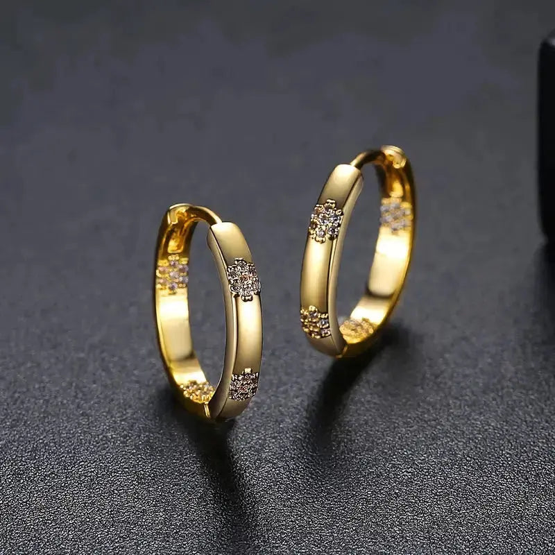 Pendientes Florales Dorados Iris™